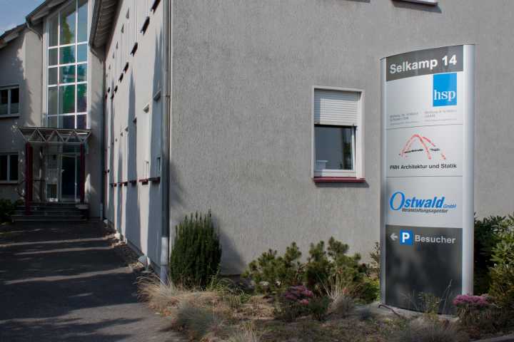 Beschilderung - Pylone, Hinweisschilder, Außenwerbung, Leitsysteme