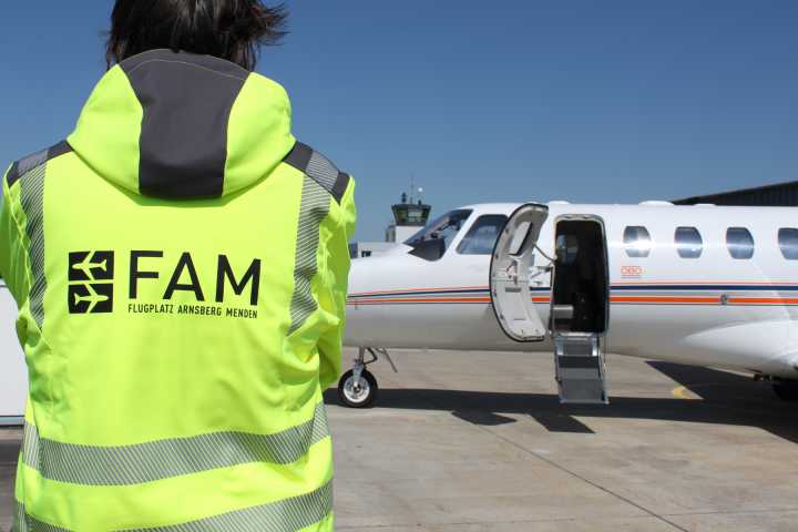 Flugplatz - Geschäftsausstattung, Flyer, Leitsystem, Fotoaufnahmen